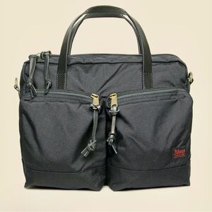Filson Dryden Briefcase in Dark Navy